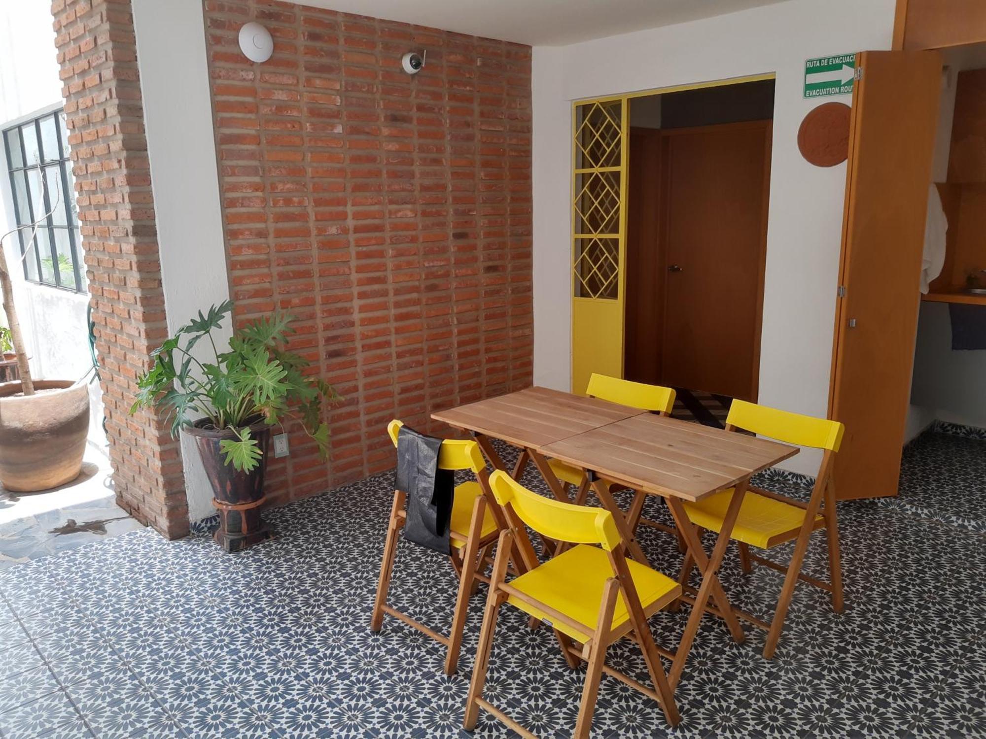 גואדלחארה Estudio #5 Casa Fatima, 8 Min Del Centro 1 Persona מראה חיצוני תמונה